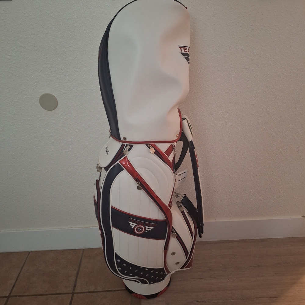 Volvik Limited Edition 2016 Marvel Civil War Team Captain America Golf Caddy Bag